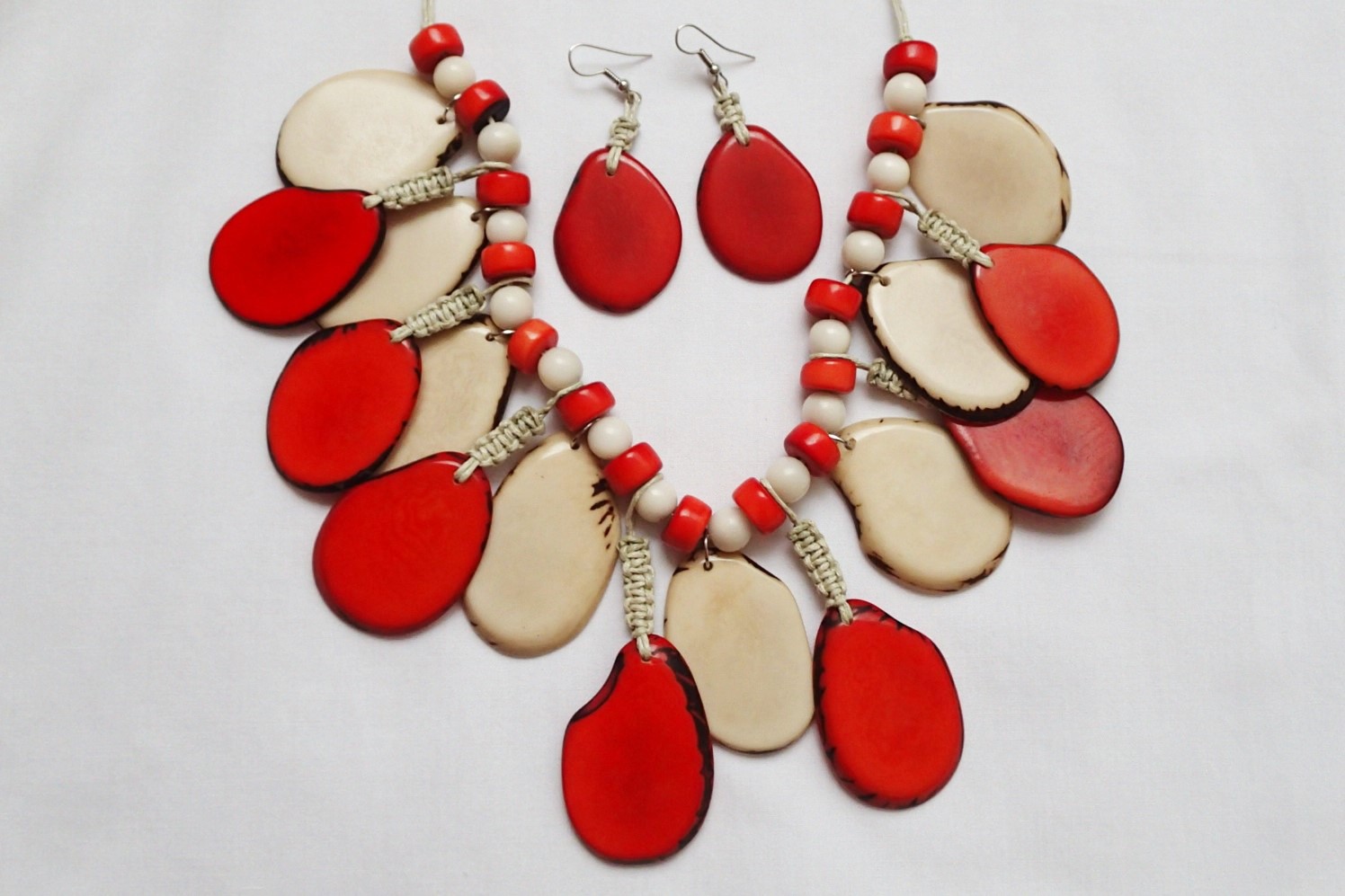Tagua Slice & Macramé Necklace